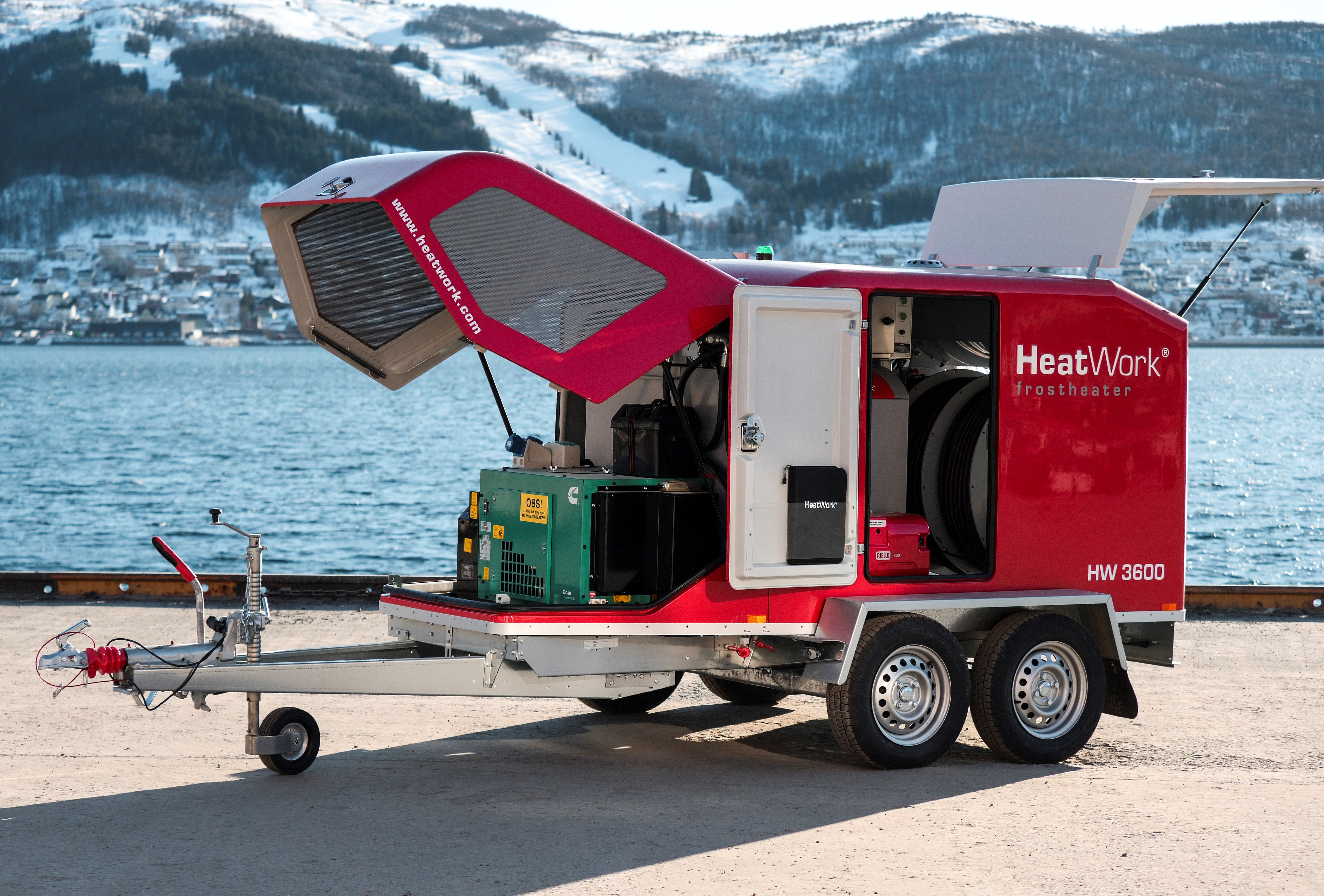 Teletiner tilhengermontert diesel effekt < 90 kW Teletiner tilhengermontert diesel effekt < 90 kW